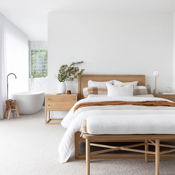 Stylish and Functional: The Best Bedside Tables for Every Bedroom
