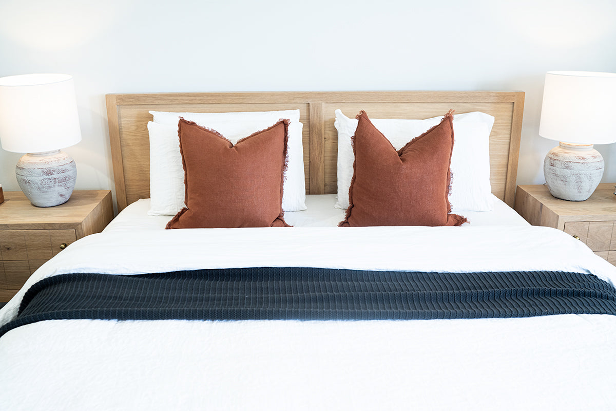 Dover American Oak Bed – King Size
