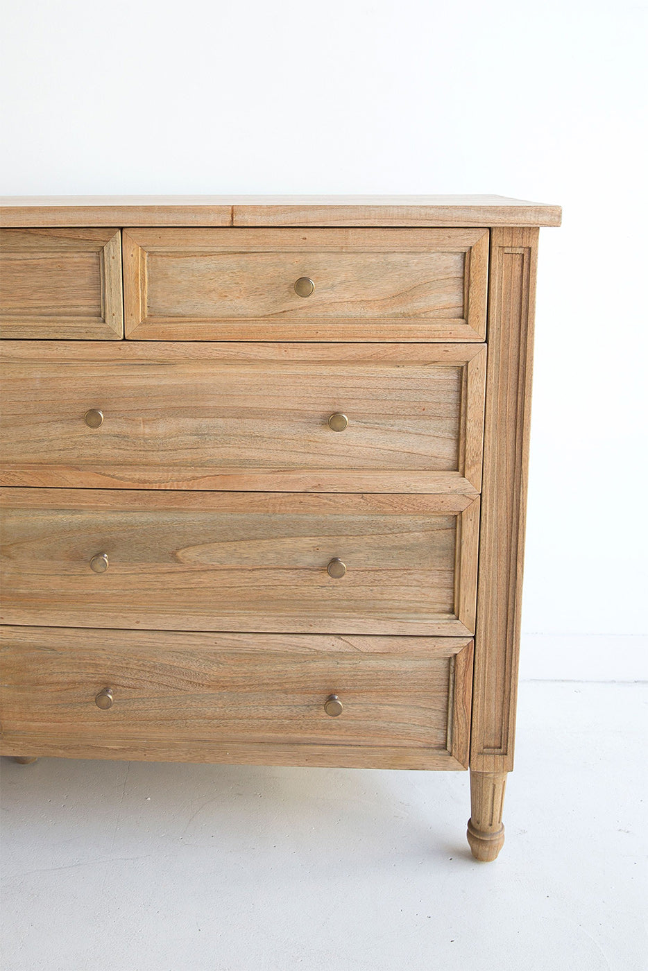 Vaucluse White Cedar Dresser – Weathered Oak – 9 Drawer