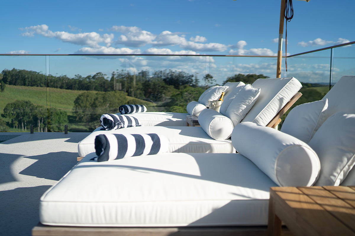 Whitsunday Outdoor Sunlounger