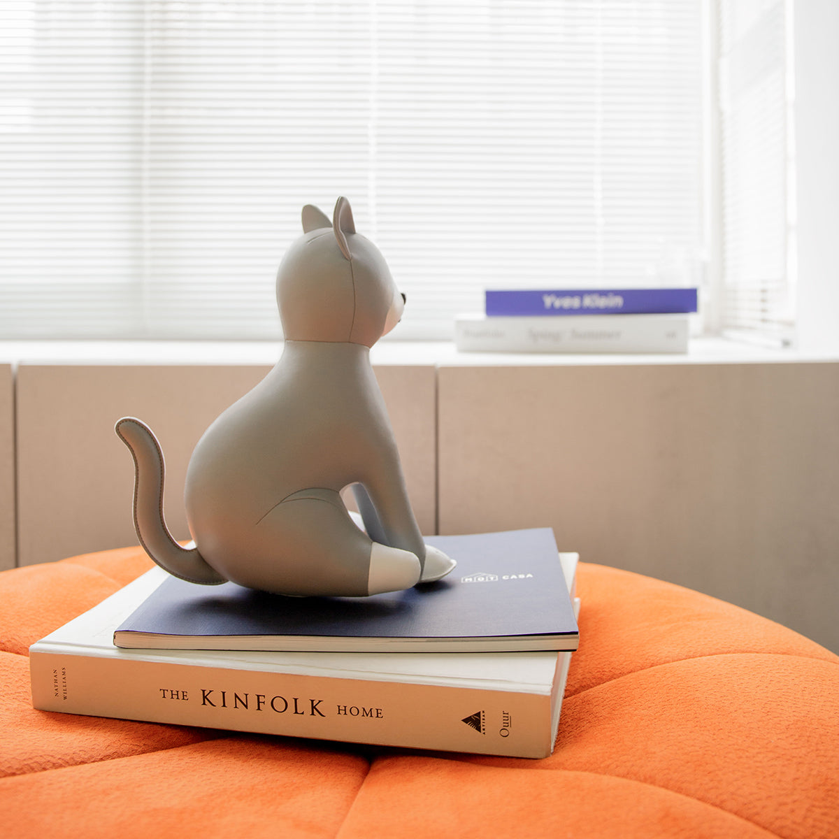 Zuny Bookend Cat Tuxedo Grey