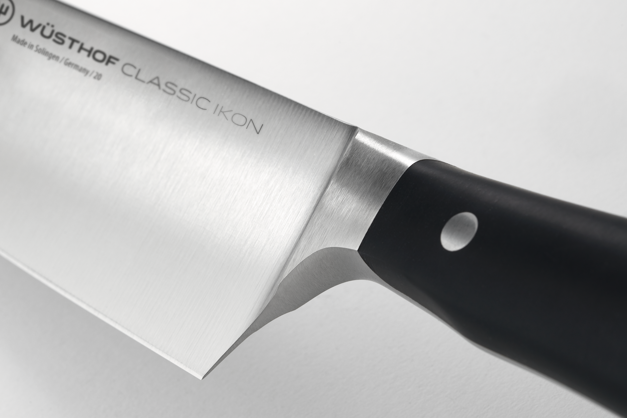 Wusthof Classic Ikon Black Chef's Knife 18cm 1040330118