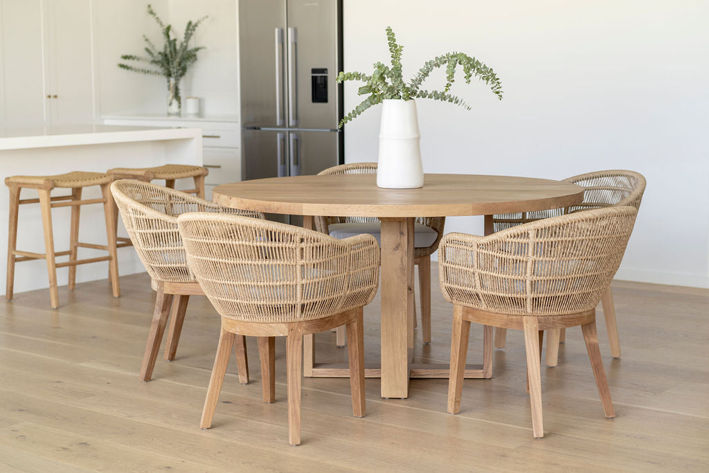 St Albans American Oak Round Dining Table