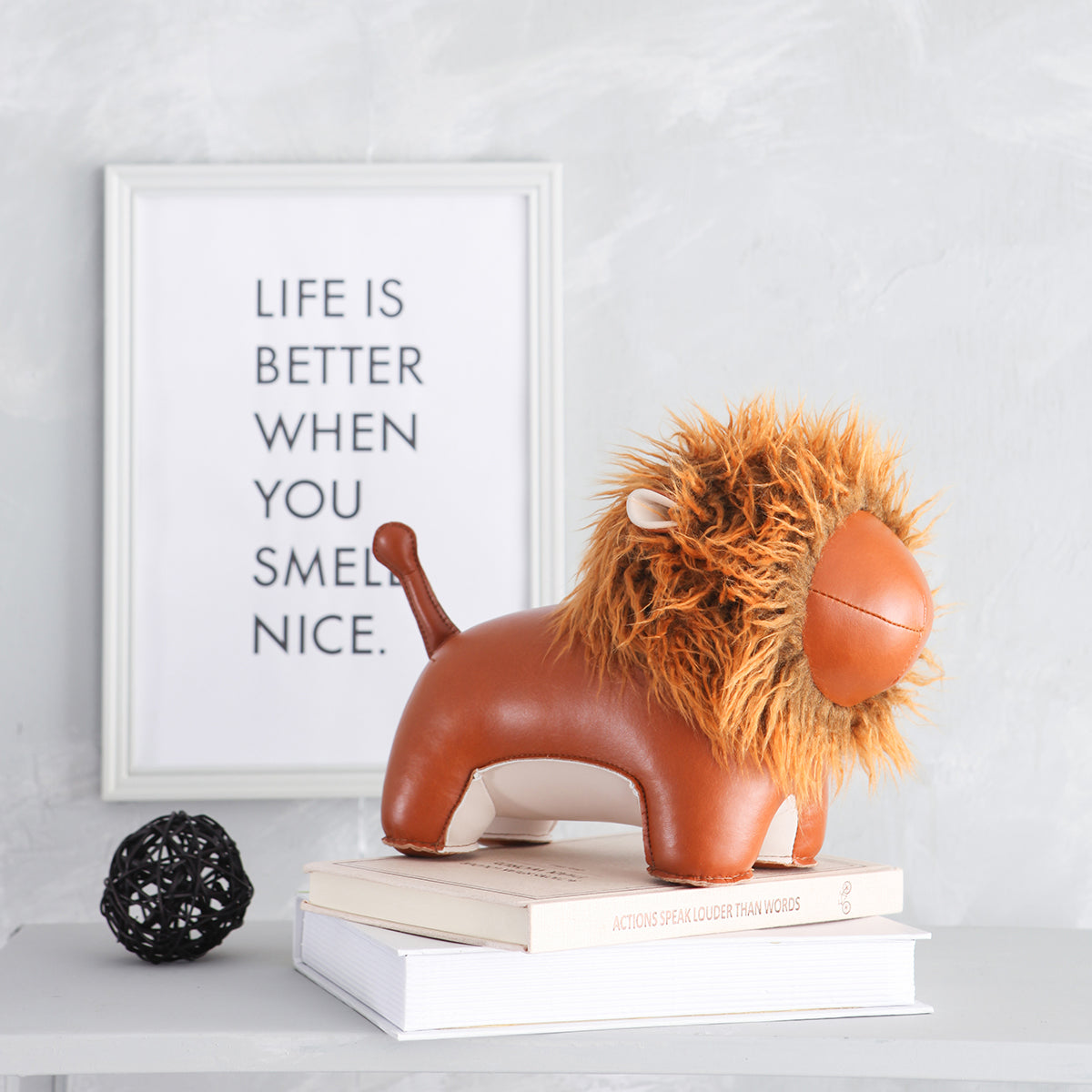 Zuny Bookend Lion Tan